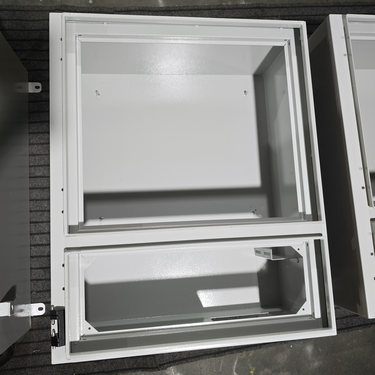 Ouyue Electric's immaculatam chalybem praecipiens, acervum distributionis arca mittitur in Arabia Saudiana: duplex iacuit scissurae structurae aptae ad altum temperaturis velit